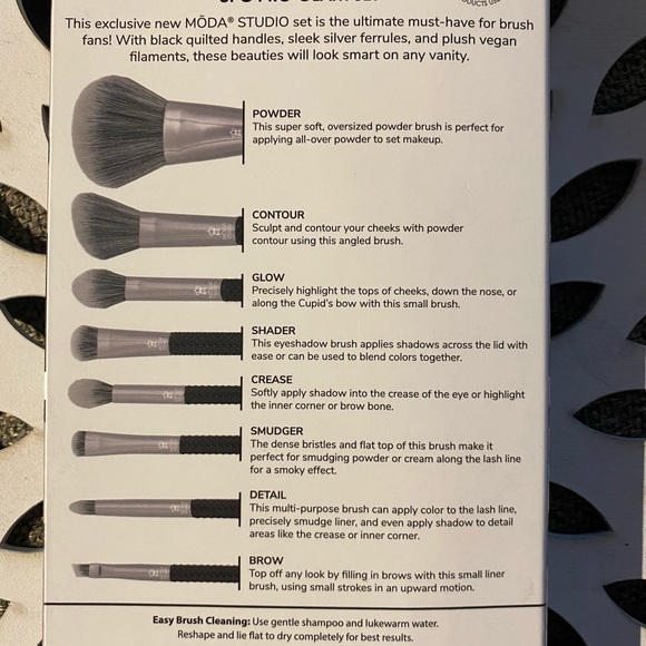 Moda Studio 8 pc Pro Glam Set 100% Vegan - Picture 4 of 6